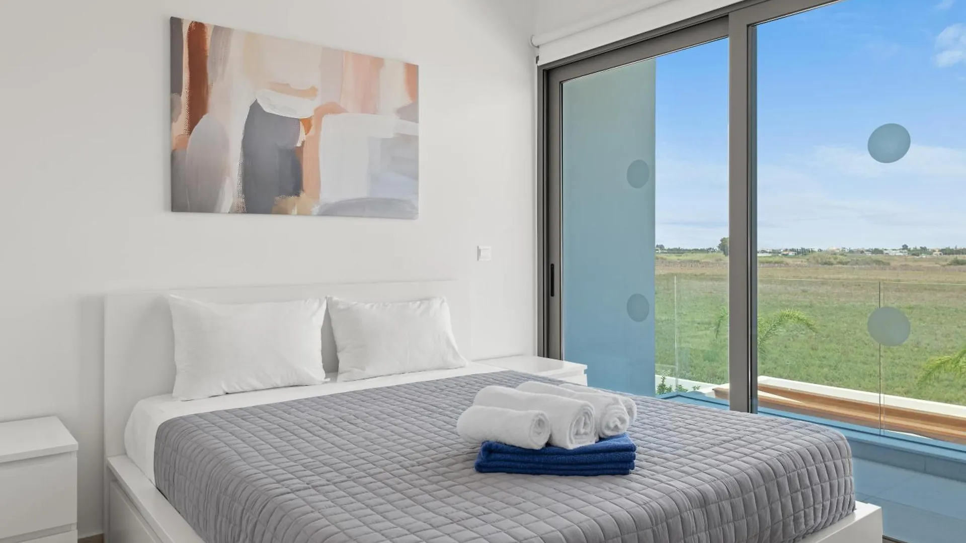 Serenity Waves Villa 21 Softades 0*,  Cypr